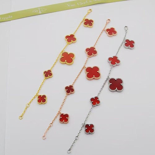 VCA-bracelet-5 clover（big&small） album cover