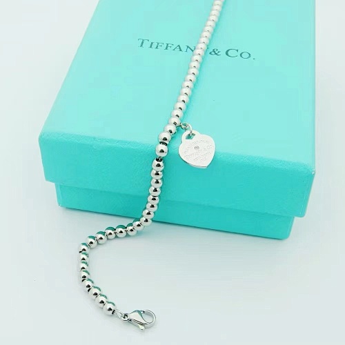 Tiffany-heart bracelet album cover